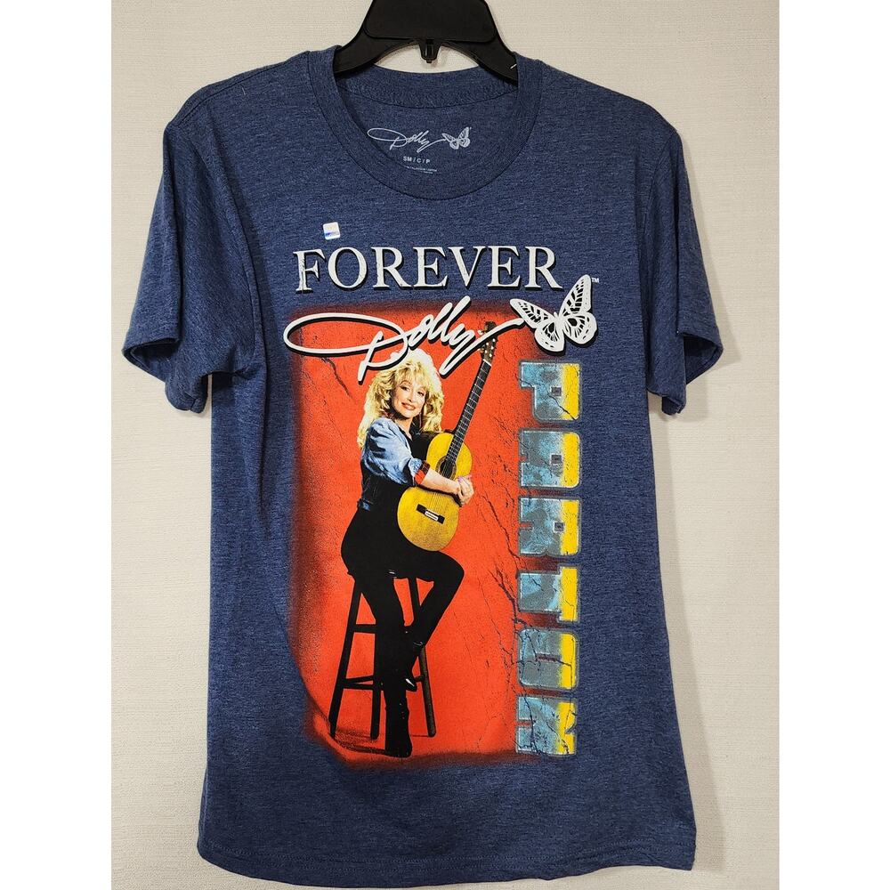 Forever Dolly men's small shirt